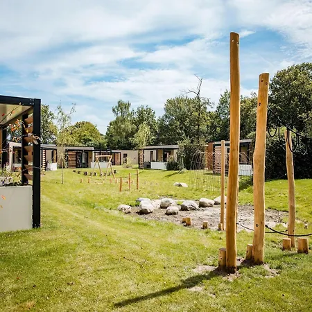 Nyaraló In Veluwe With Sauna